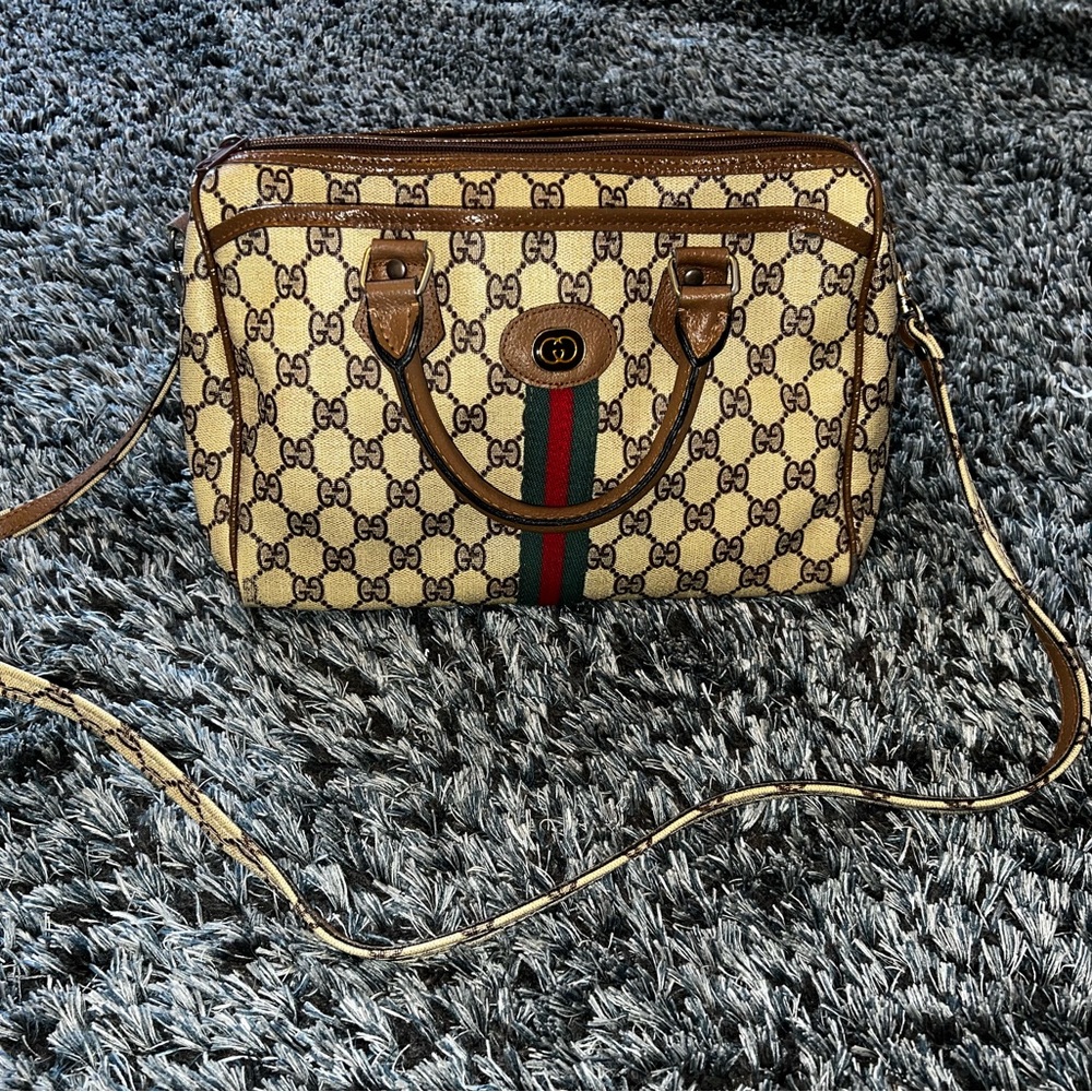 Super cute designer looking purse!